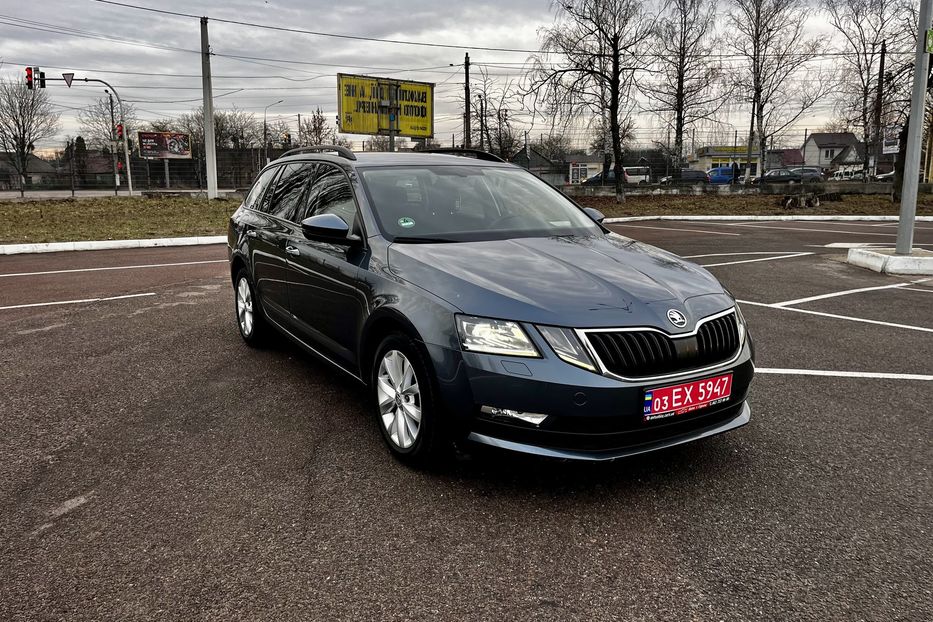 Продам Skoda Octavia A7 First Edition  2020 года в Житомире