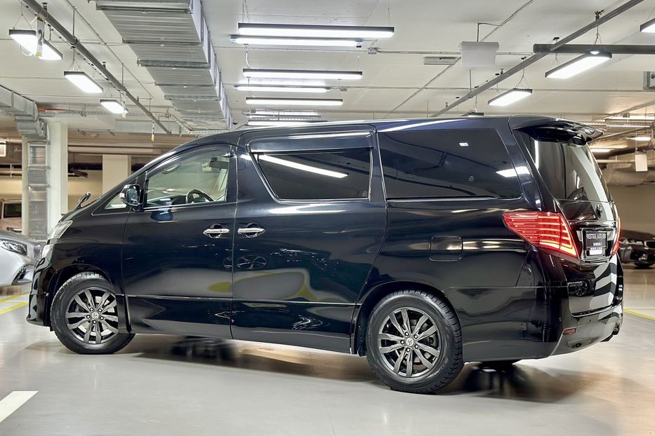 Продам Toyota Alphard Vellfire 2010 года в Киеве