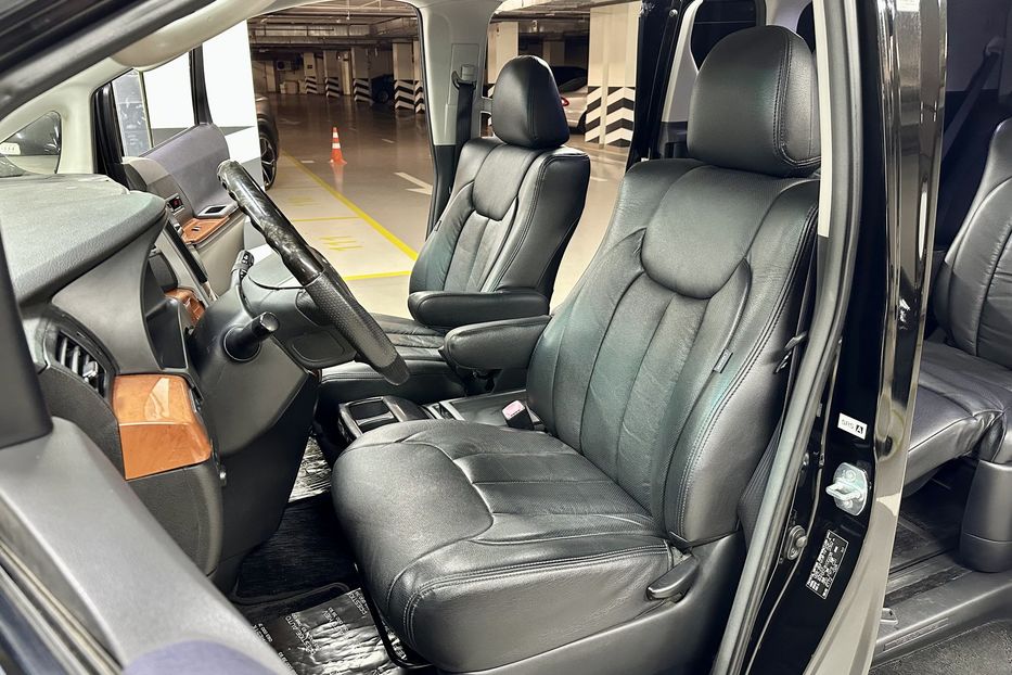 Продам Toyota Alphard Vellfire 2010 года в Киеве