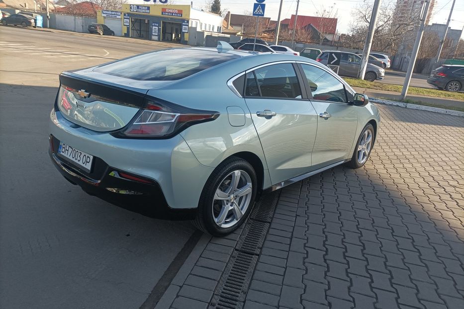 Продам Chevrolet Volt плагин 2018 года в Одессе