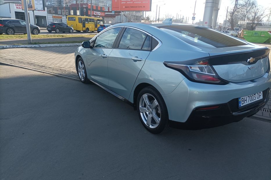 Продам Chevrolet Volt плагин 2018 года в Одессе