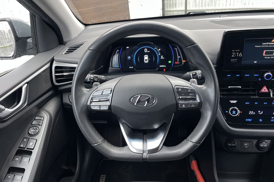 Продам Hyundai Ioniq 38 KW 2019 года в Львове