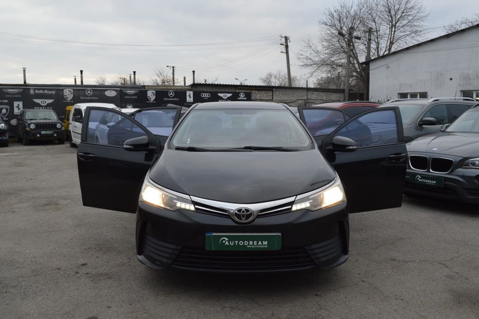 Продам Toyota Corolla   2017 года в Одессе