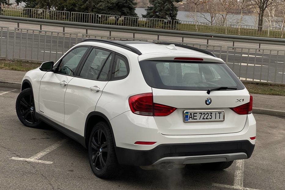 Продам BMW X1 2014 года в Днепре