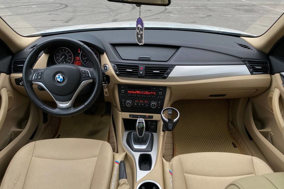 Продам BMW X1 2014 года в Днепре