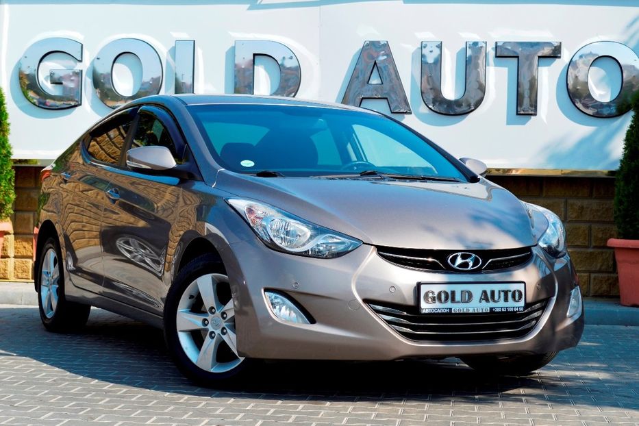 Продам Hyundai Elantra 2012 года в Одессе