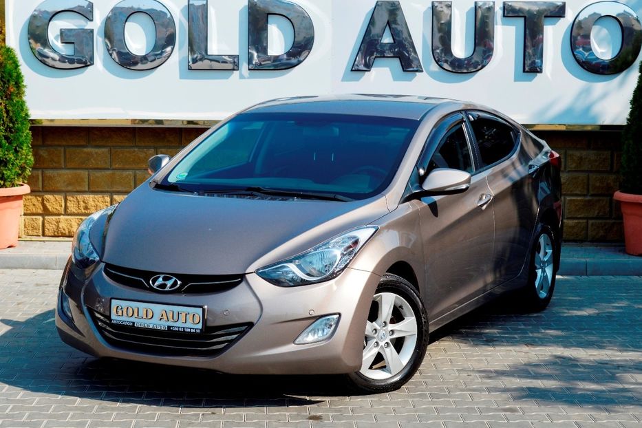 Продам Hyundai Elantra 2012 года в Одессе