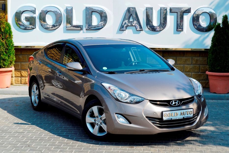 Продам Hyundai Elantra 2012 года в Одессе