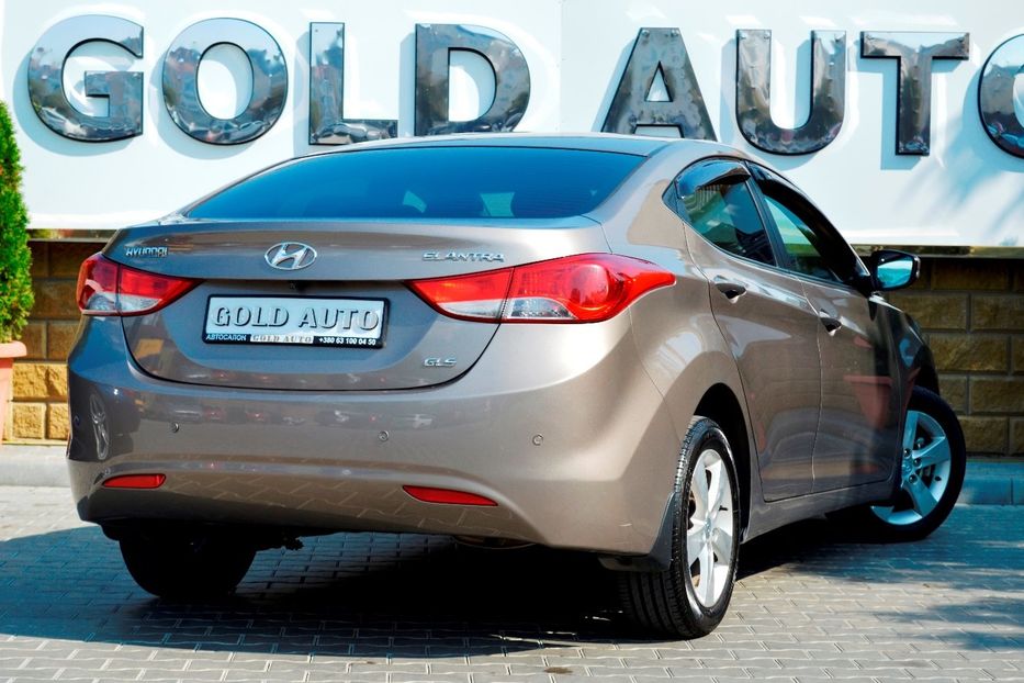 Продам Hyundai Elantra 2012 года в Одессе