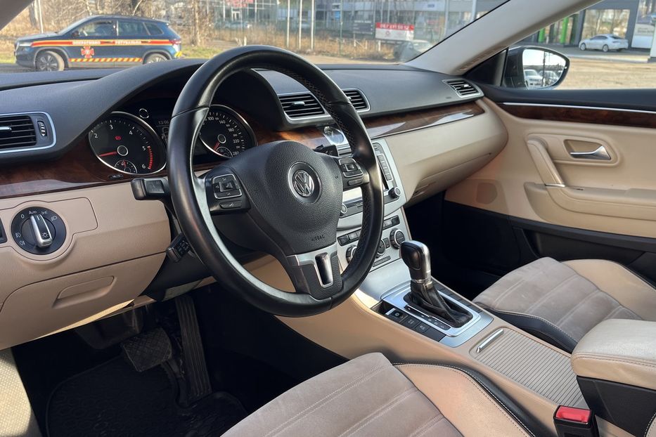 Продам Volkswagen Passat CC Highline 2013 года в Николаеве