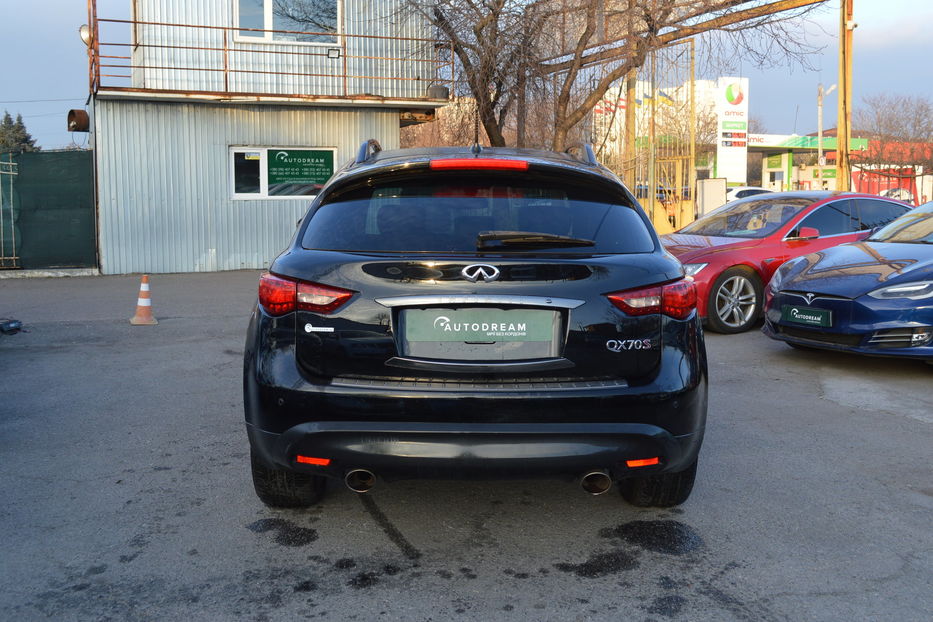 Продам Infiniti QX70 S 2017 года в Одессе