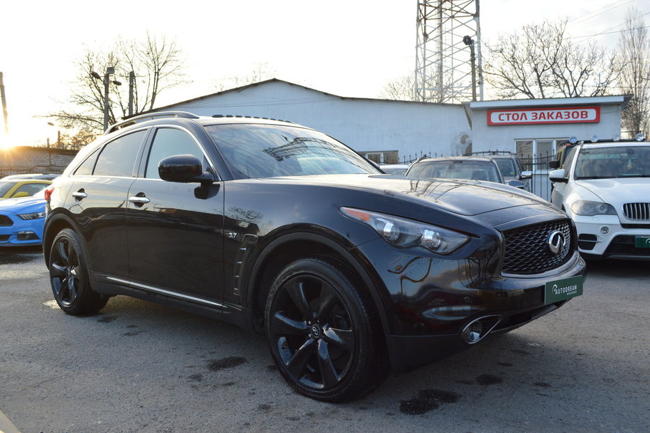 Продам Infiniti QX70 S 2017 года в Одессе