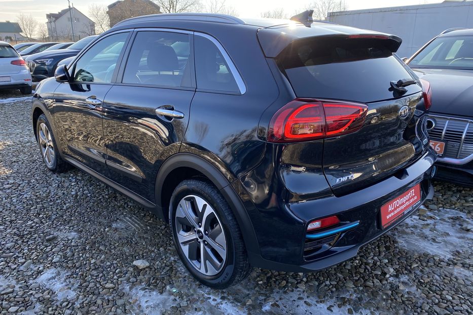 Продам Kia Niro 64кВт Макс.компл.Prestige ЛЮК! 2021 года в Львове