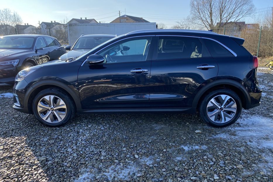 Продам Kia Niro 64кВт Макс.компл.Prestige ЛЮК! 2021 года в Львове