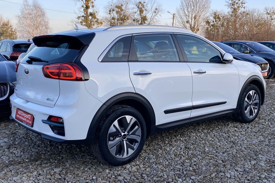 Продам Kia Niro 64PrestigeПідігрівКермаСидінь 2021 года в Львове