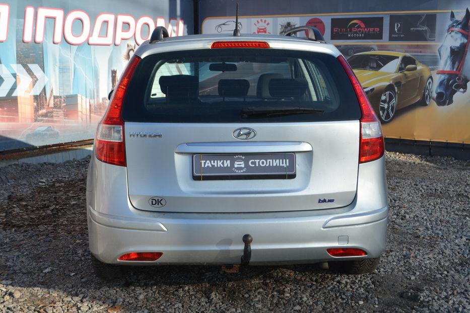 Продам Hyundai i30  2010 года в Киеве