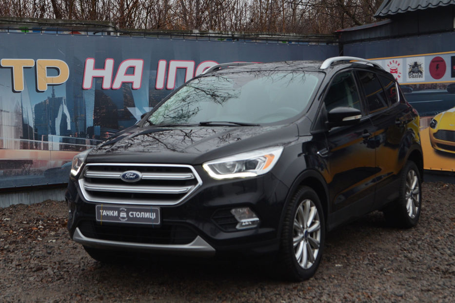 Продам Ford Escape 2016 года в Киеве