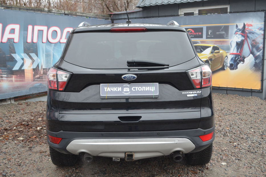 Продам Ford Escape 2016 года в Киеве