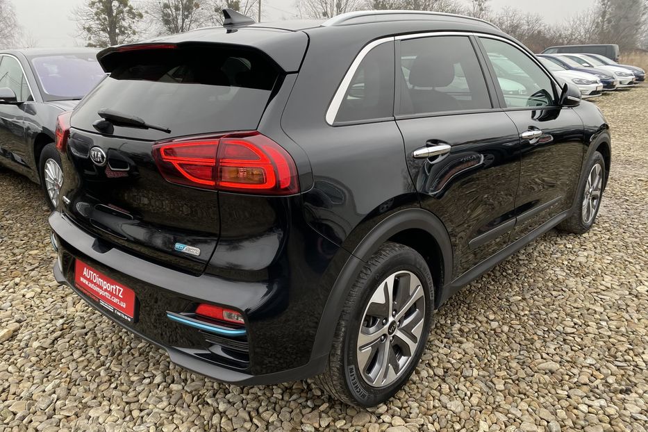 Продам Kia Niro 64кВтМакс.комплектаціяPrestige 2020 года в Львове