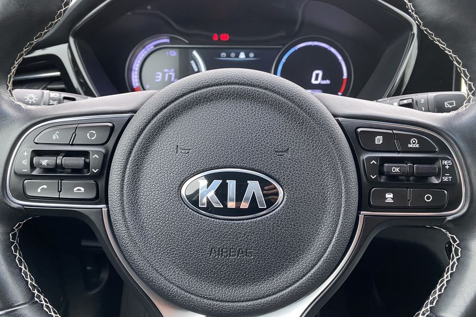 Продам Kia Niro 64кВтМакс.комплектаціяPrestige 2020 года в Львове