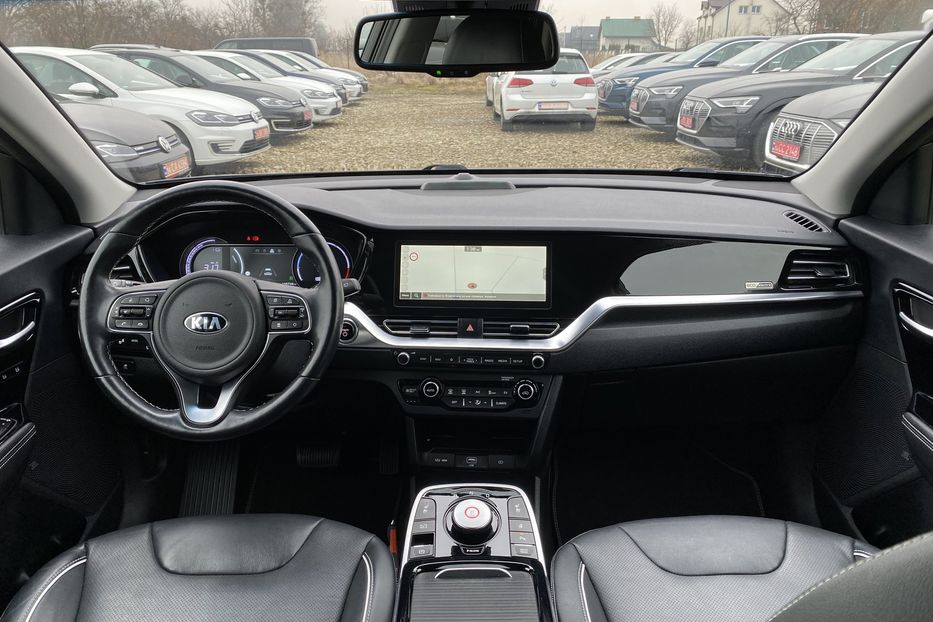 Продам Kia Niro 64кВтМакс.комплектаціяPrestige 2020 года в Львове