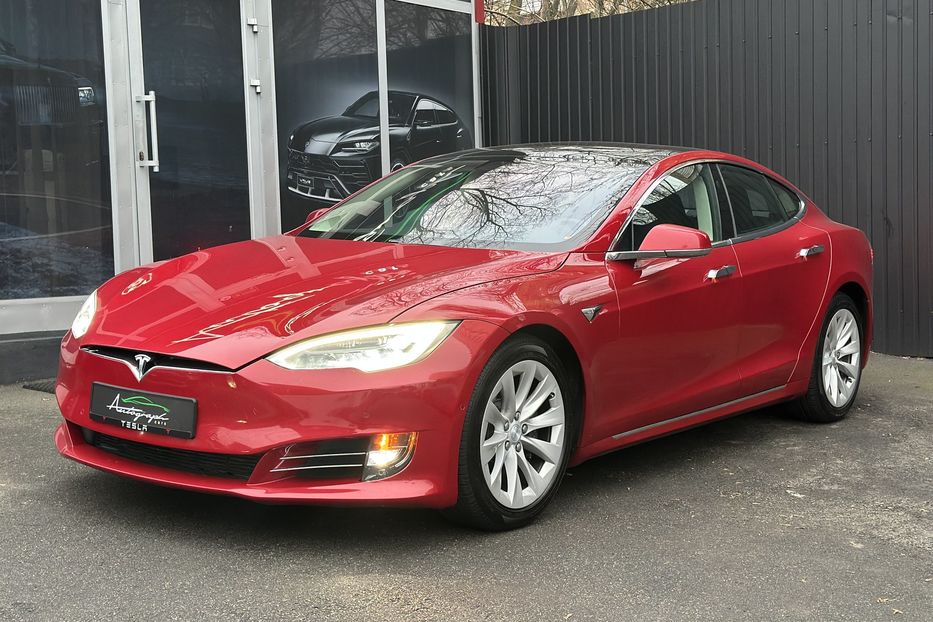 Продам Tesla Model S 75D 2018 года в Киеве