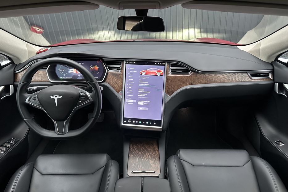 Продам Tesla Model S 75D 2018 года в Киеве