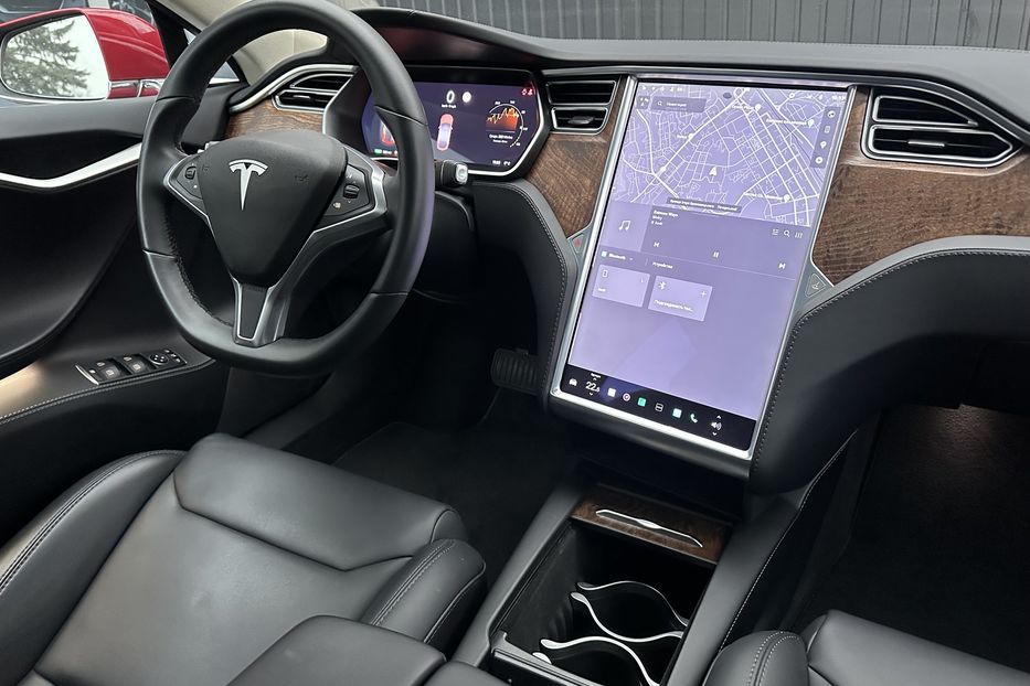 Продам Tesla Model S 75D 2018 года в Киеве