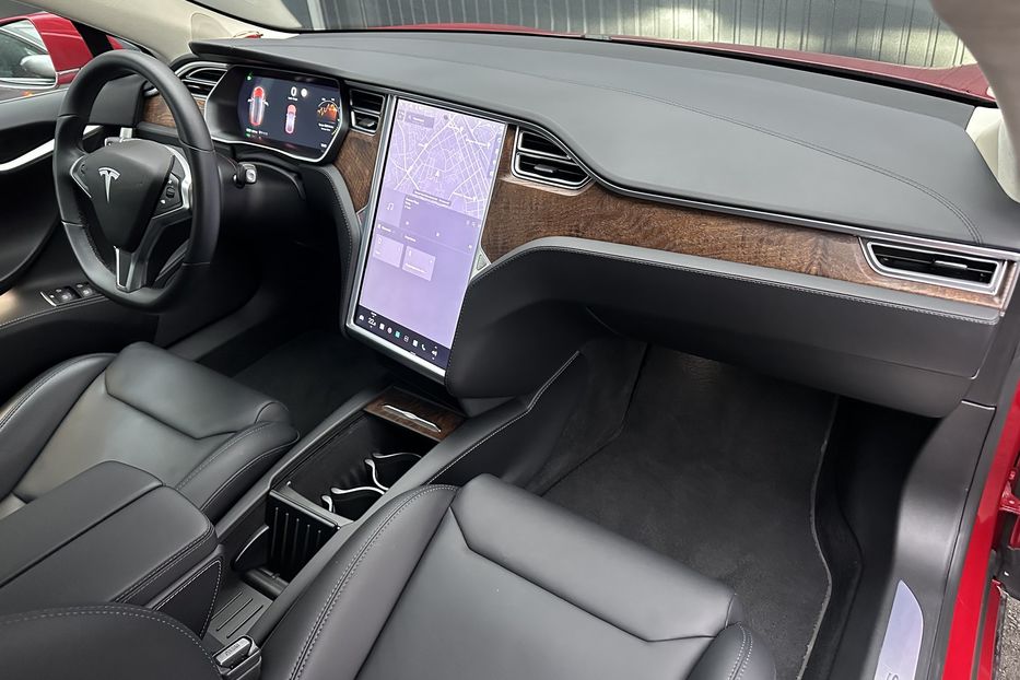 Продам Tesla Model S 75D 2018 года в Киеве