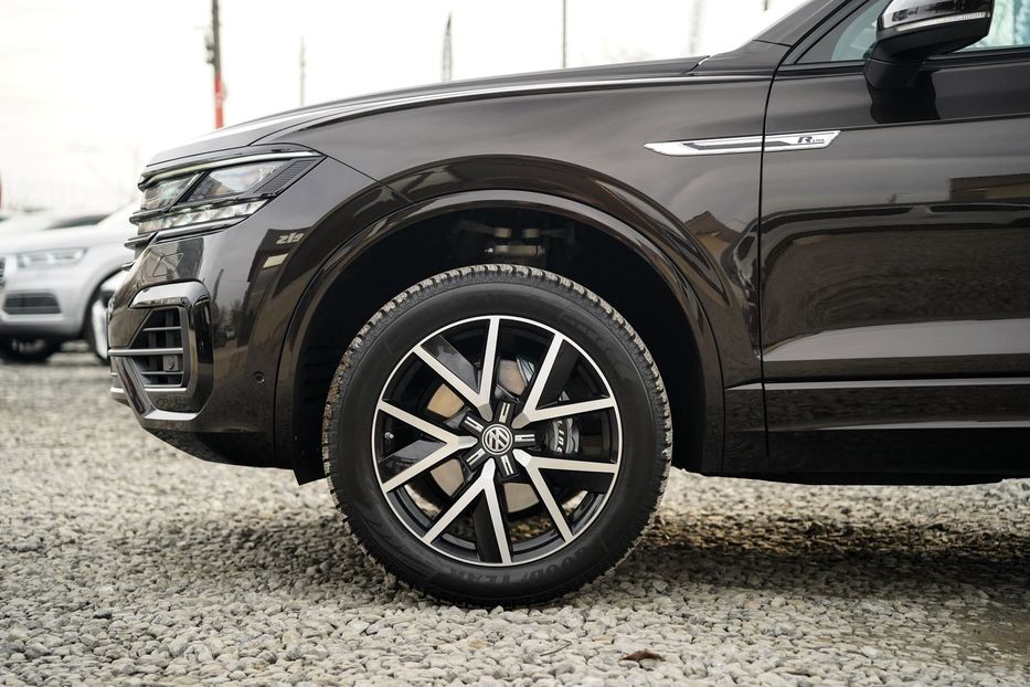 Продам Volkswagen Touareg R-Line 2018 года в Черновцах