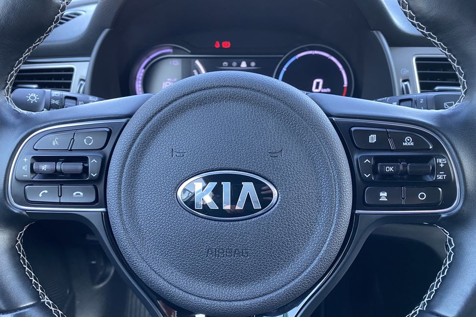 Продам Kia Niro 64kWhМакс.комплектаціяPrestige 2019 года в Львове