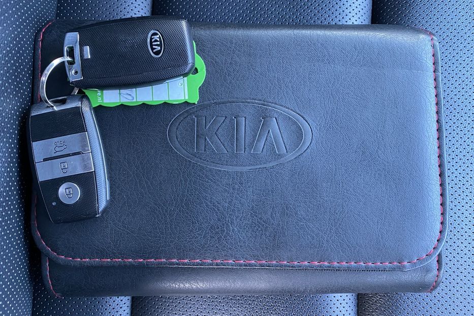 Продам Kia Niro 64kWhМакс.комплектаціяPrestige 2019 года в Львове