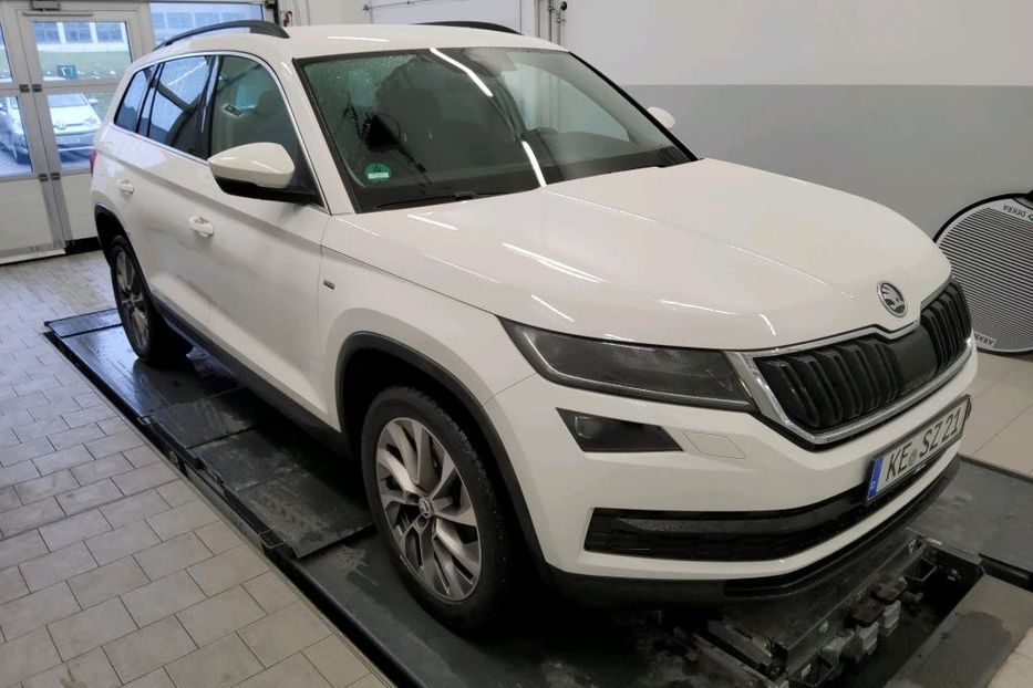 Продам Skoda kodiak 4x4 не фарбована 2021 года в Житомире