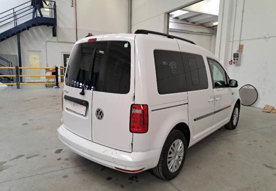 Продам Volkswagen Caddy пасс. 2019 года в Львове