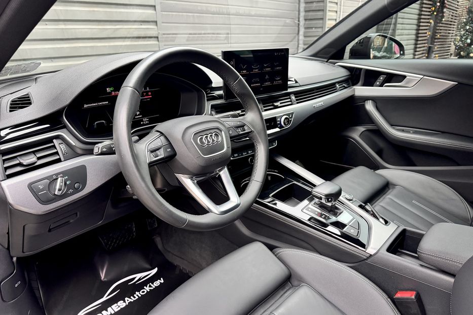 Продам Audi A4 45 TFSI Quattro Premium Plus 2022 года в Киеве