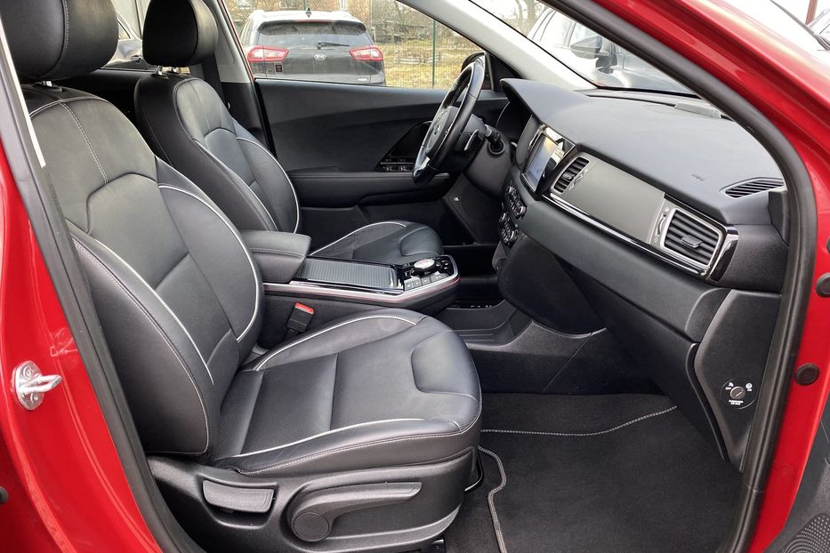 Продам Kia Niro 64kWhМакс.комплектаціяPrestige 2019 года в Львове