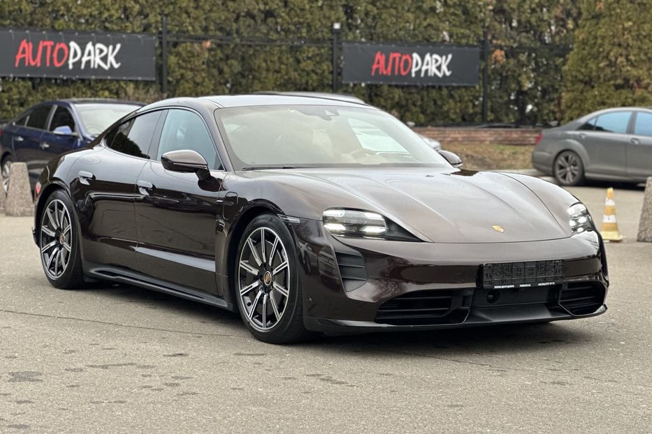 Продам Porsche Taycan Turbo 2021 года в Киеве