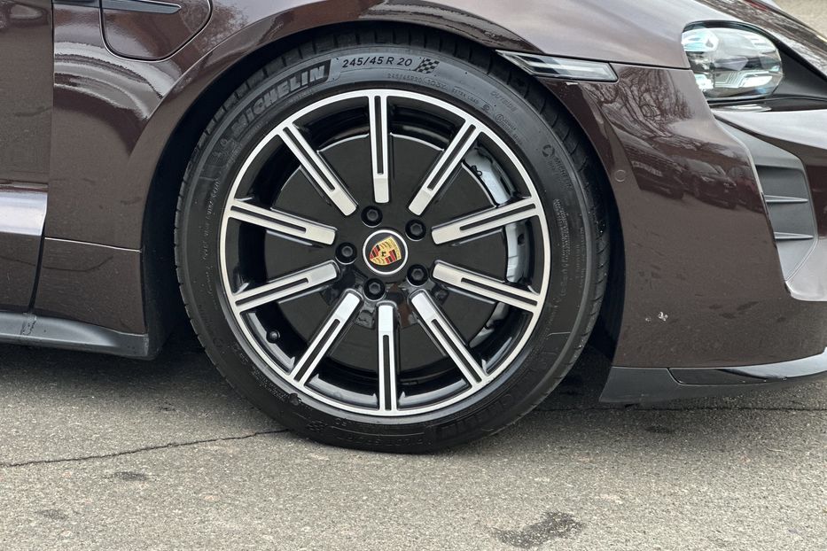 Продам Porsche Taycan Turbo 2021 года в Киеве