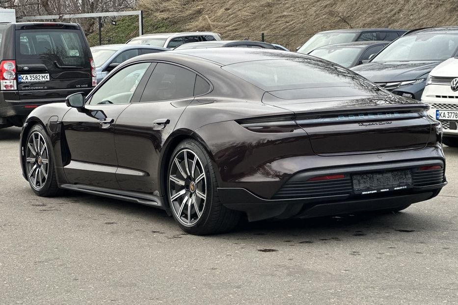Продам Porsche Taycan Turbo 2021 года в Киеве