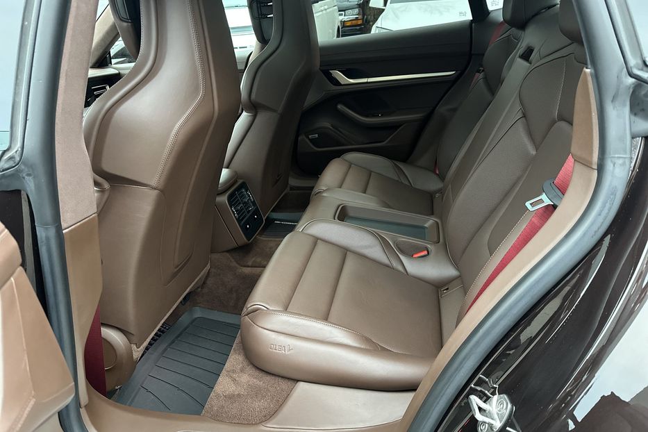Продам Porsche Taycan Turbo 2021 года в Киеве