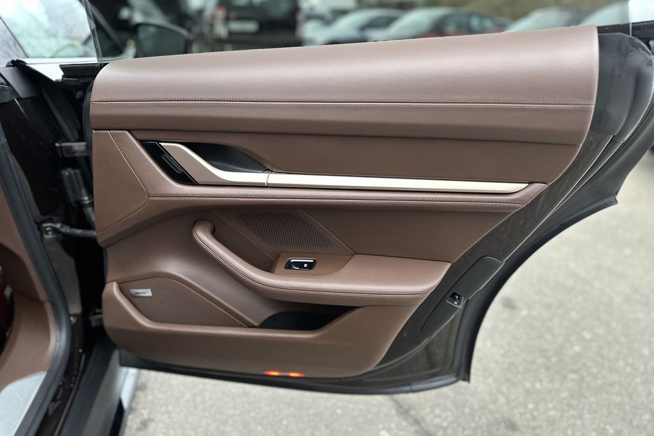 Продам Porsche Taycan Turbo 2021 года в Киеве