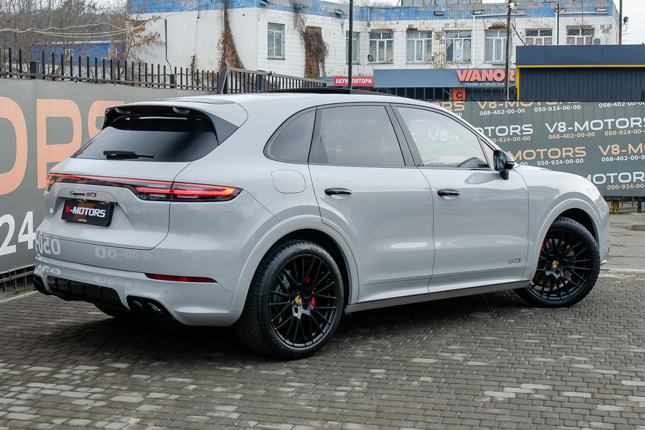 Продам Porsche Cayenne GTS 2022 года в Киеве
