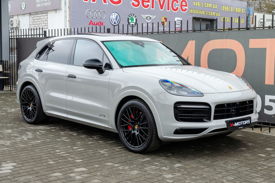 Продам Porsche Cayenne GTS 2022 года в Киеве