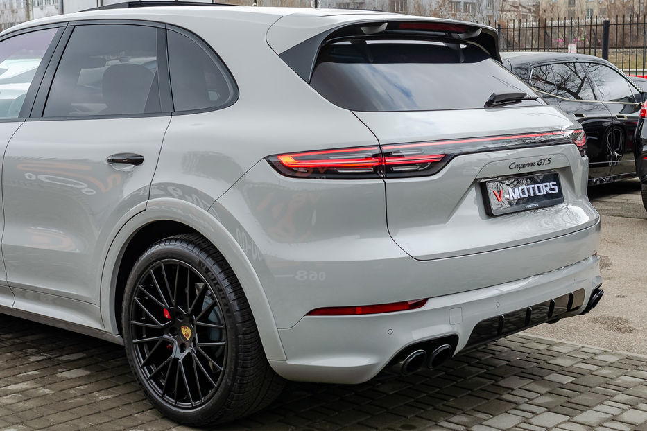 Продам Porsche Cayenne GTS 2022 года в Киеве
