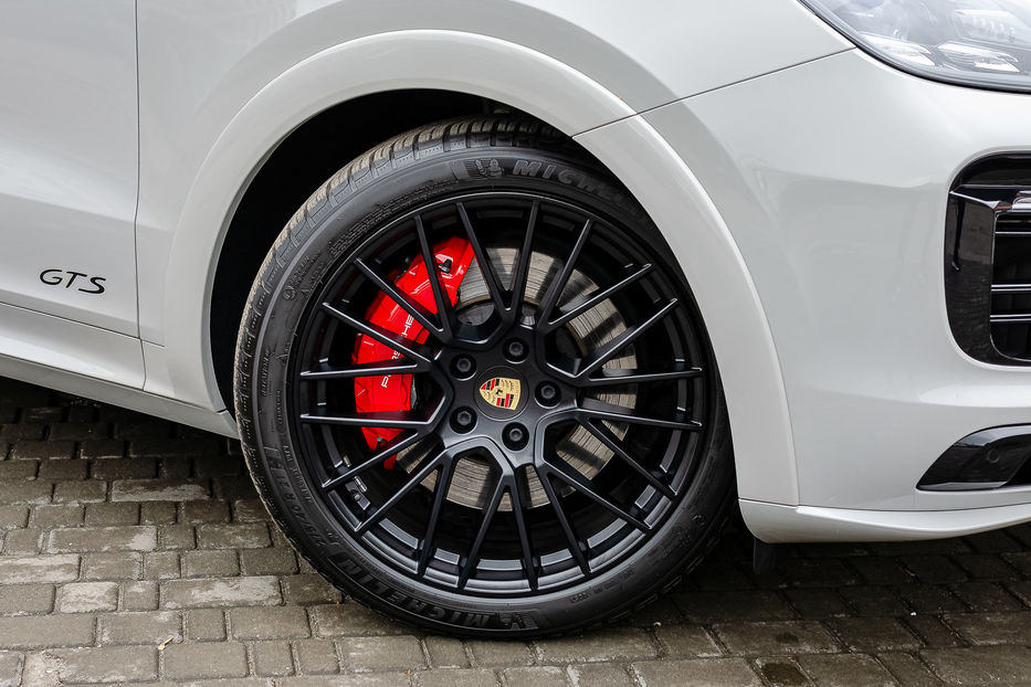 Продам Porsche Cayenne GTS 2022 года в Киеве