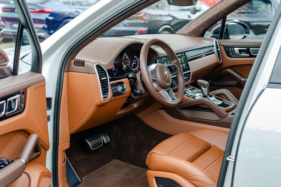 Продам Porsche Cayenne GTS 2022 года в Киеве