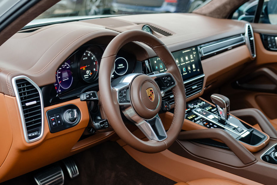 Продам Porsche Cayenne GTS 2022 года в Киеве