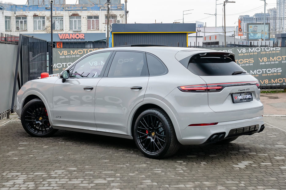 Продам Porsche Cayenne GTS 2022 года в Киеве