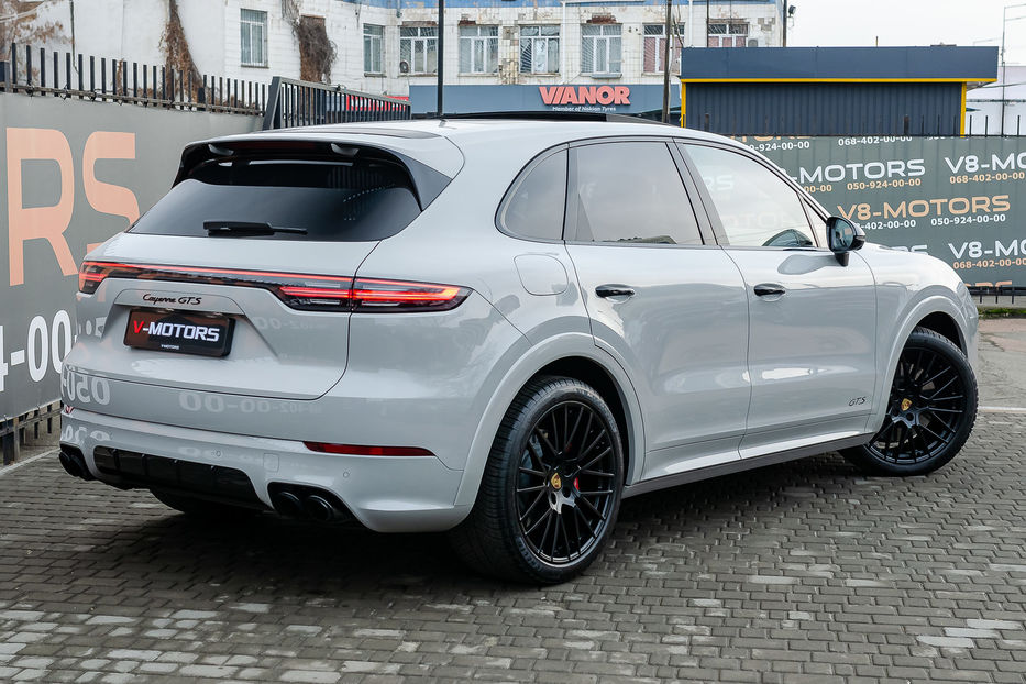 Продам Porsche Cayenne GTS 2022 года в Киеве