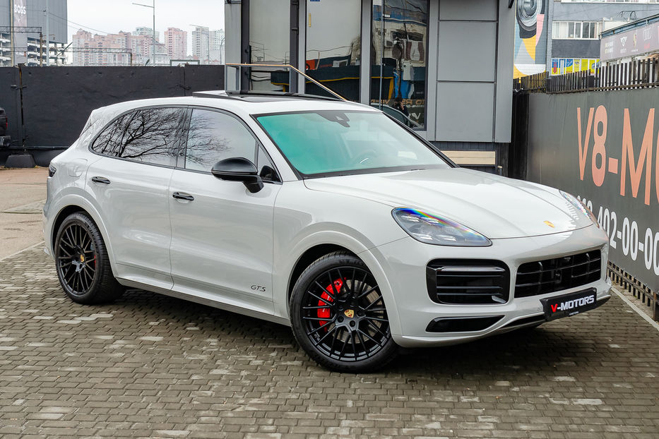 Продам Porsche Cayenne GTS 2022 года в Киеве
